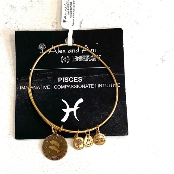 NWT Alex and Ani PISCES Zodiac Russian Gold Astrology Energy Bracelet - Picture 1 of 6